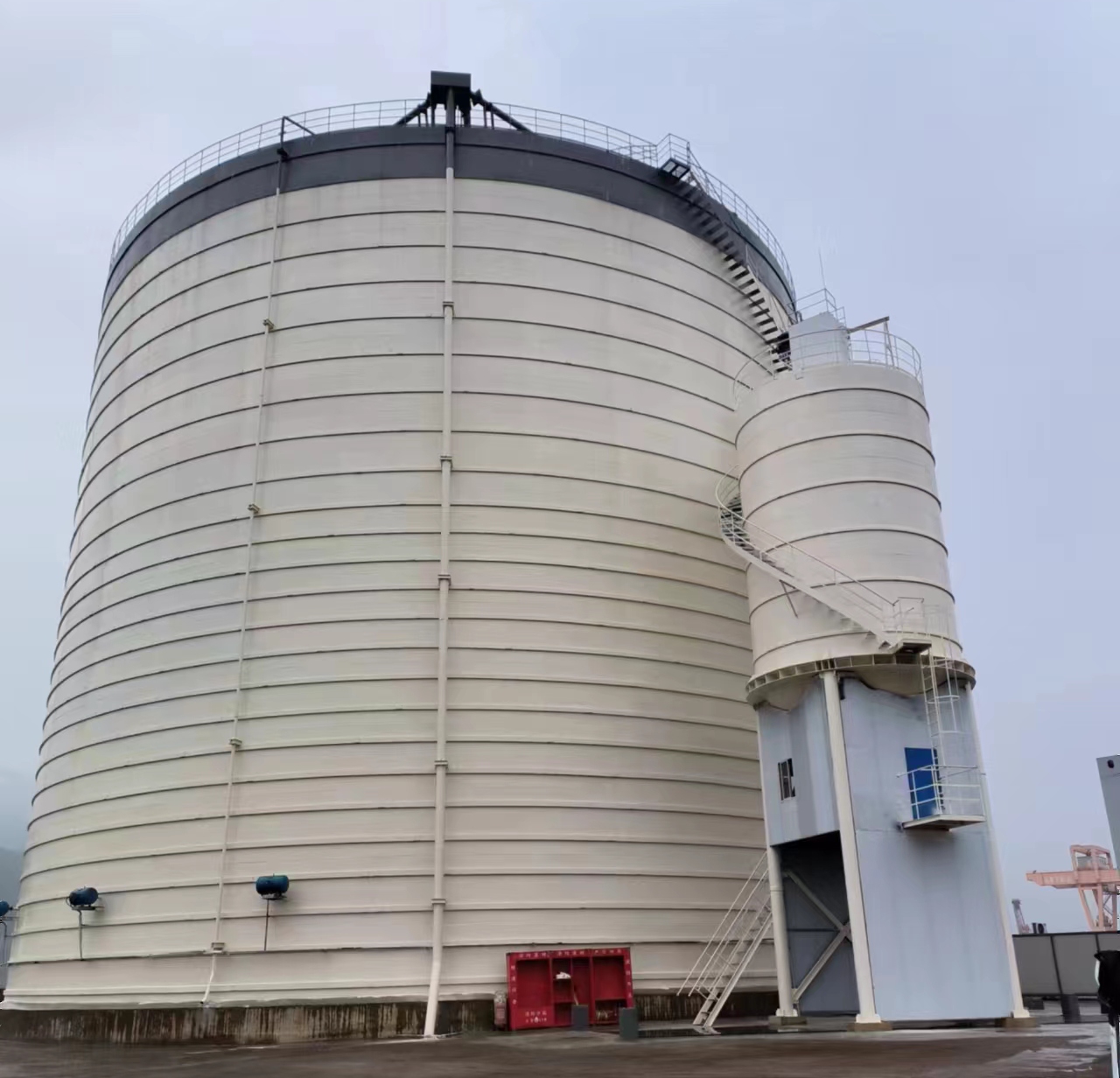 桥西10万吨水泥钢板库